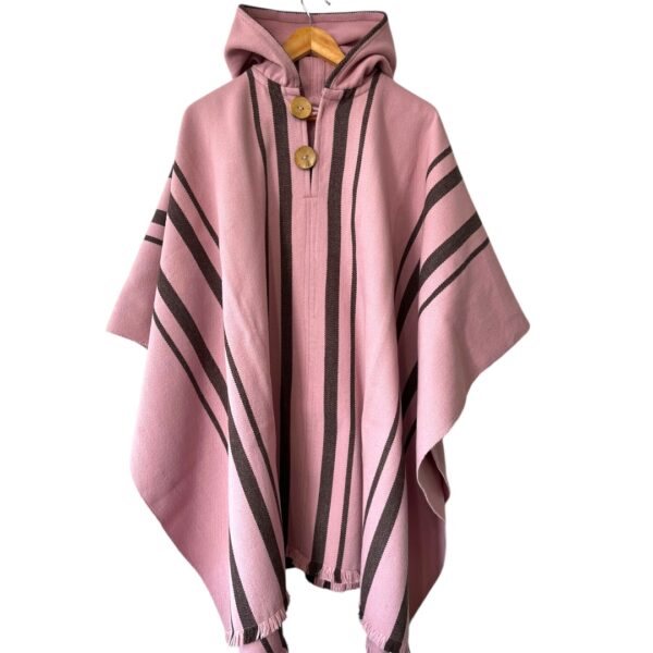 poncho artesanal, rosado