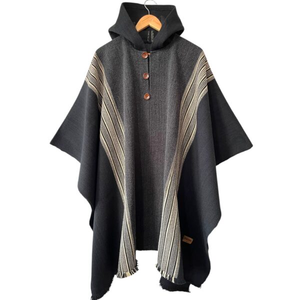 Poncho de lana, artesanal