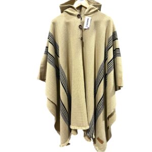 poncho de lana, artesanal