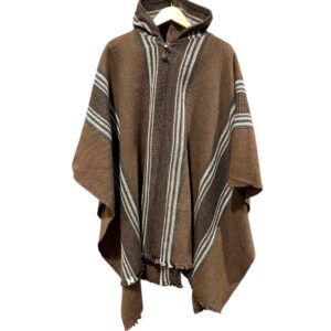 Poncho Cordillera café con franjas blancas