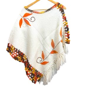 Poncho artesanal en V